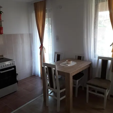 Apartment Stan Kala *